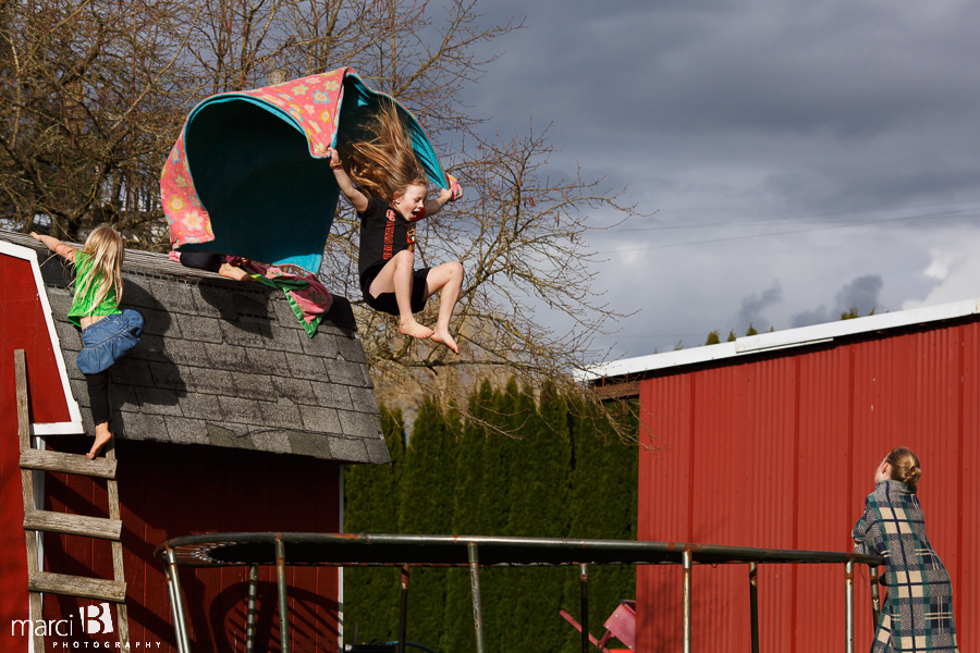 Corvallis children's photography - kids and trampoline