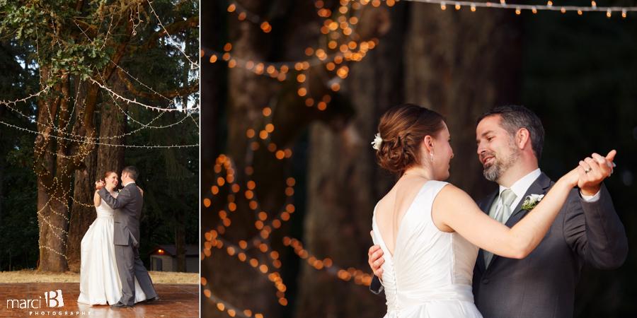 Wedding pictures - Corvallis - Bellfountain Park - First dance