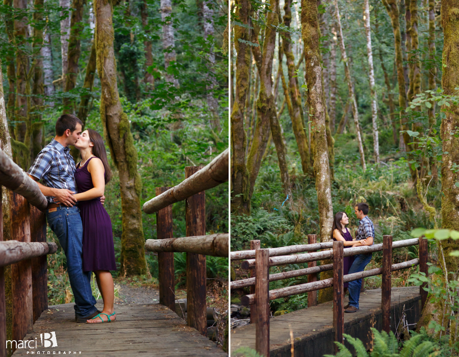 Engagement in the woods - photography