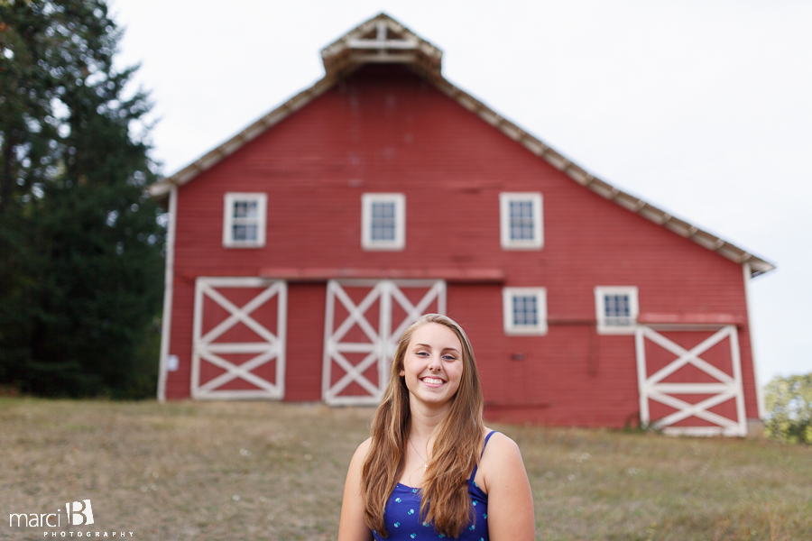 Corvallis senior photos - Big red barn