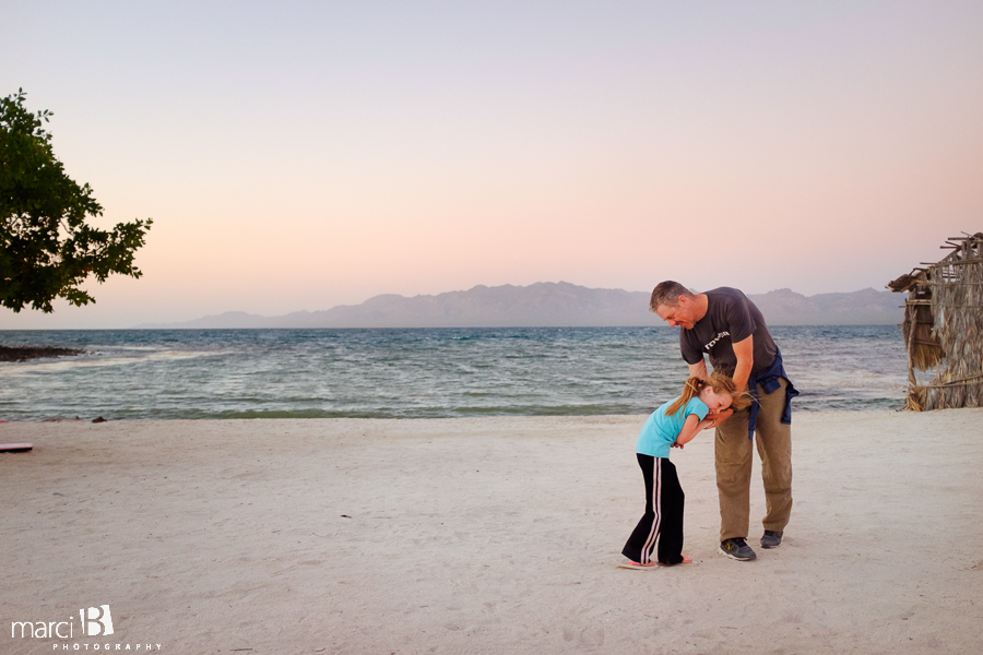 father and daughter - family on the beach - Bahia Concepcion camping