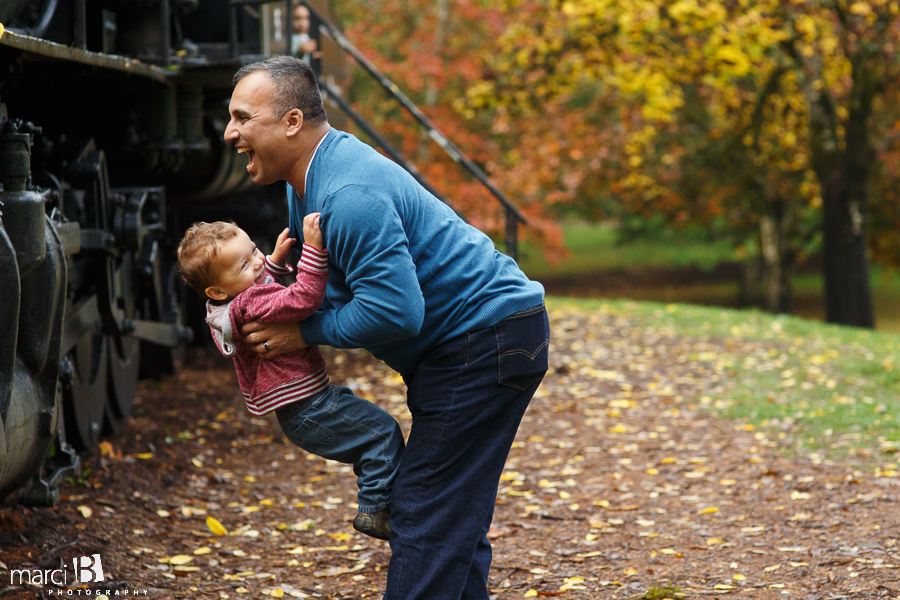 father and son photo - Avery Park - Corvallis - family photographer