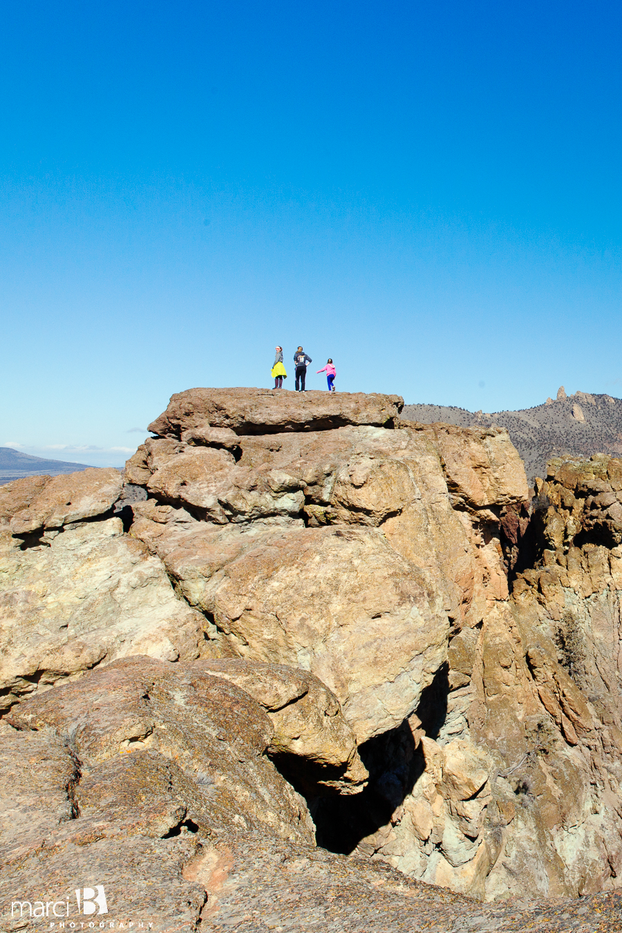 Smith Rock - kids climbing rocks