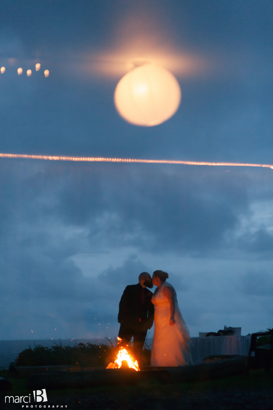 Newport wedding photography - Oregon wedding photographer - beach wedding - bride and groom portraits - reception details