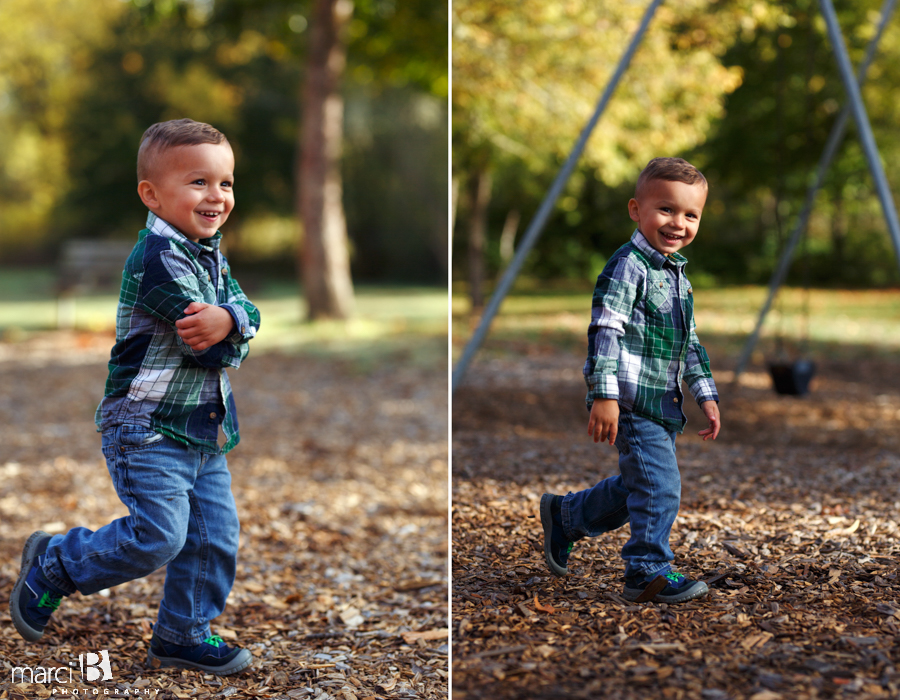 fall family photos - Corvallis photography - family photographer - photos of kids playing in leaves - boys in plaid