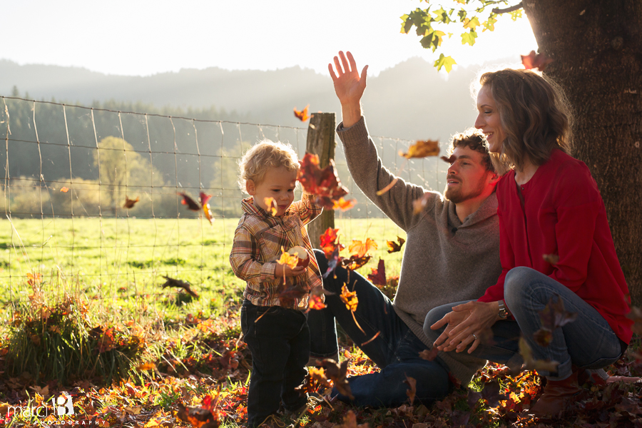 family photos - pictures on a farm - young family photos - Corvallis photographer - fall family portraits