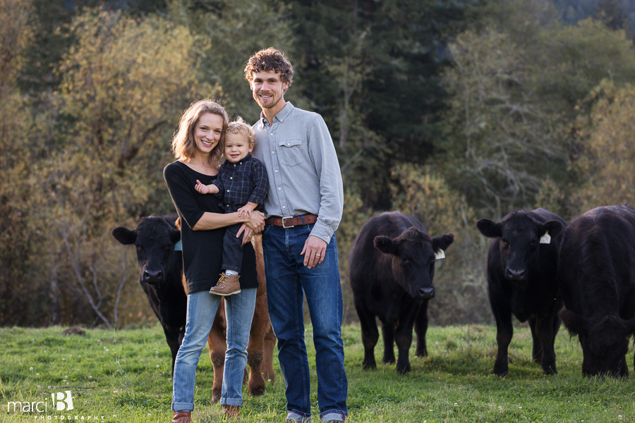 family photos - pictures on a farm - young family photos - Corvallis photographer - fall family portraits