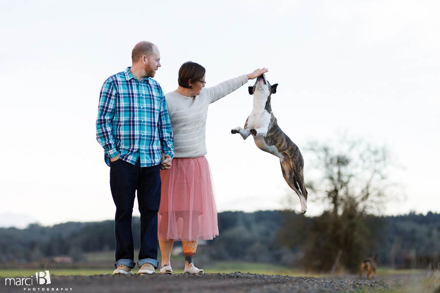 Corvallis engagement photos - Fitton Green - couple photos - engagement photographer - Corvallis photographer