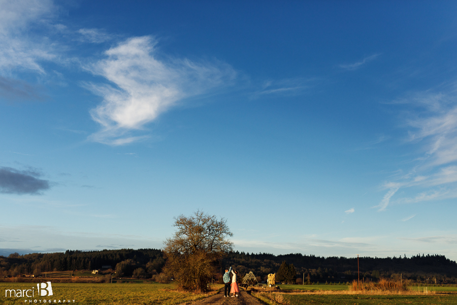 Corvallis engagement photos - Fitton Green - couple photos - engagement photographer - Corvallis photographer