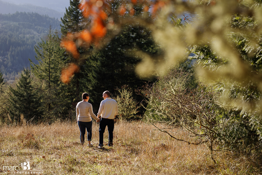 Corvallis engagement photos - Fitton Green - couple photos - engagement photographer - Corvallis photographer