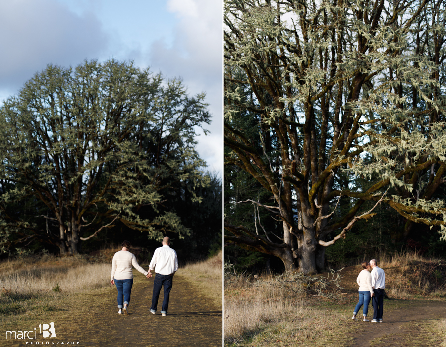 Corvallis engagement photos - Fitton Green - couple photos - engagement photographer - Corvallis photographer