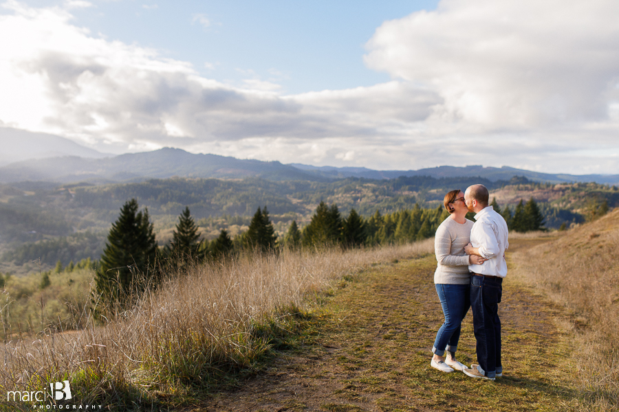 Corvallis engagement photos - Fitton Green - couple photos - engagement photographer - Corvallis photographer