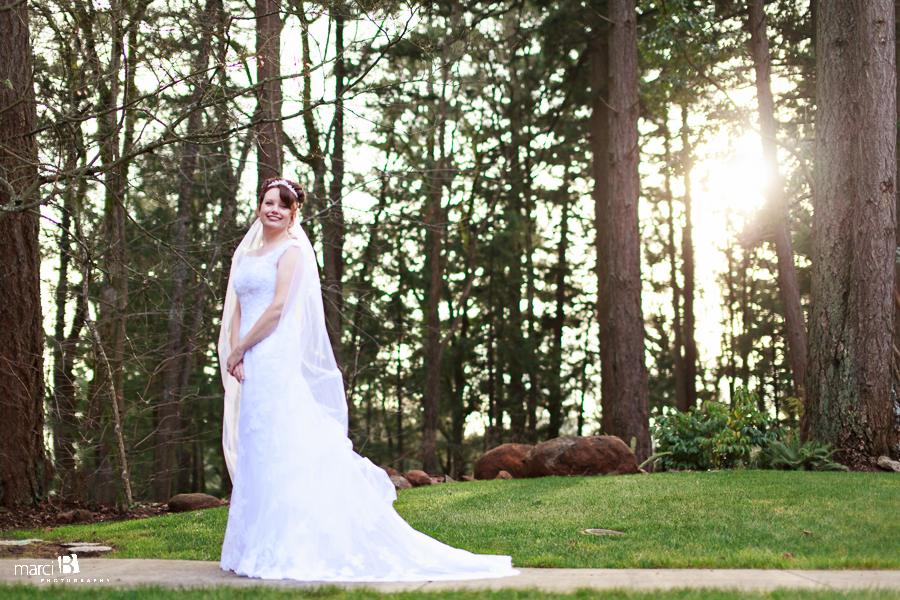Sara + Weng-Keen [Oregon Wedding Photographer]