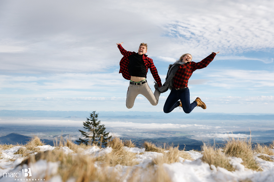 Abi + Cade Mountain Top Engagement Session | Oregon Photography