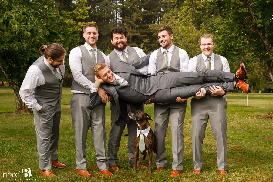 Groom and groomsmen photos in Corvallis wedding