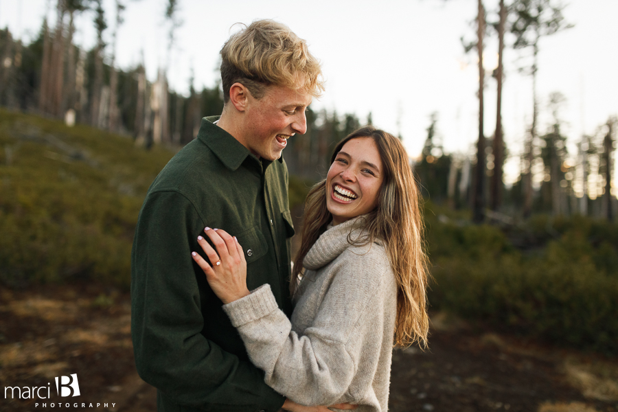 Oregon Engagement Photographer